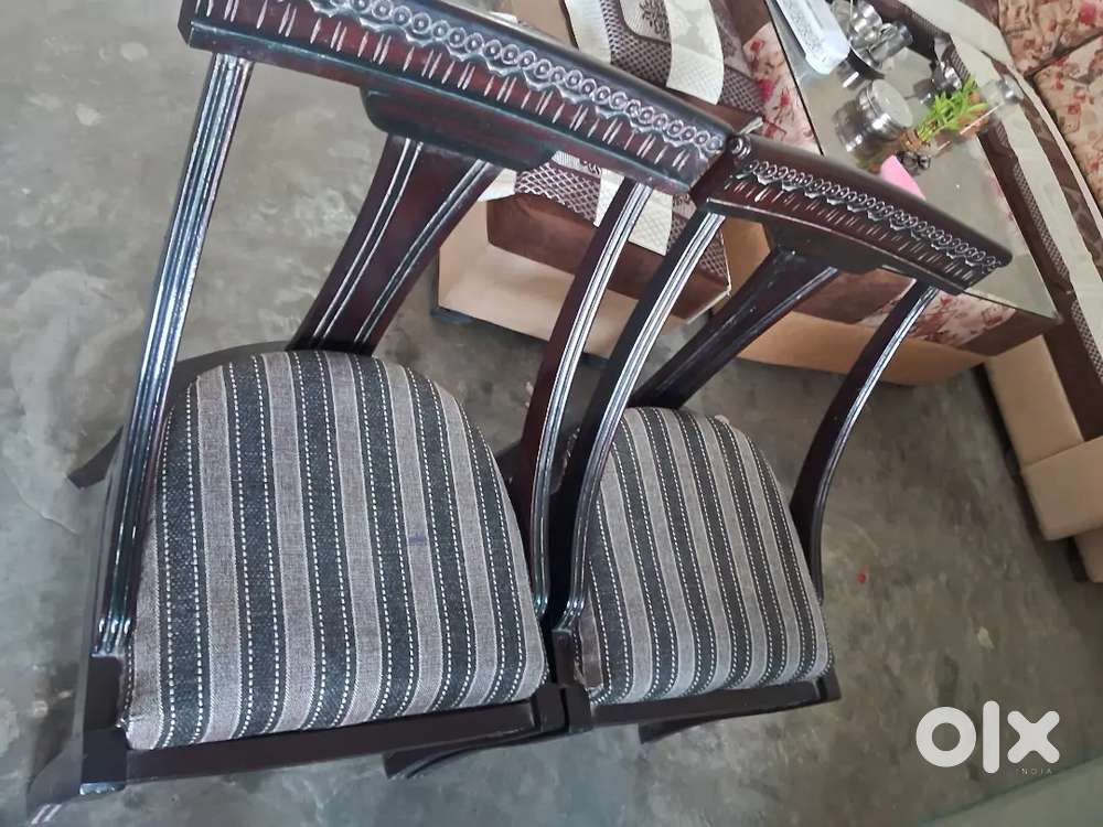 Dining table with 6 chair brown color with mirror
