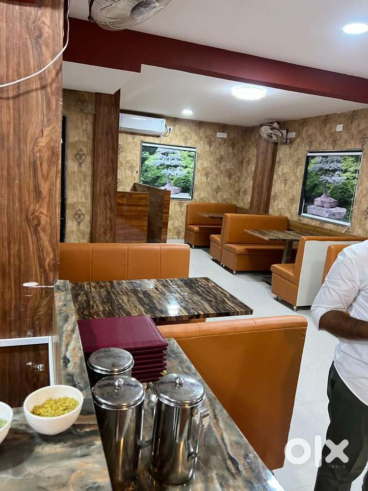 Fully furnished restaurant for rent