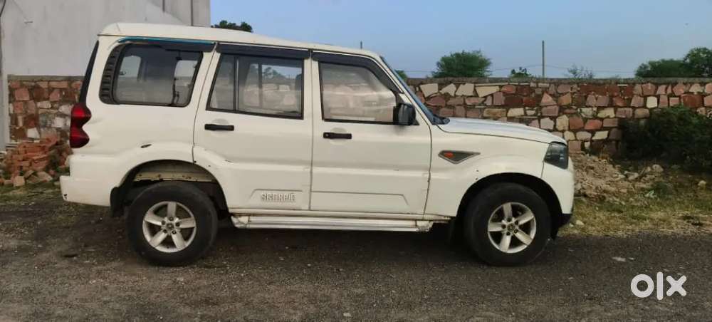 Mahindra Scorpio 2015 Diesel 280000 Km Driven