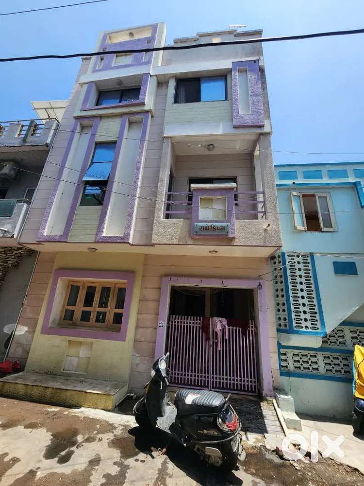 Complete furniture All ac freeze