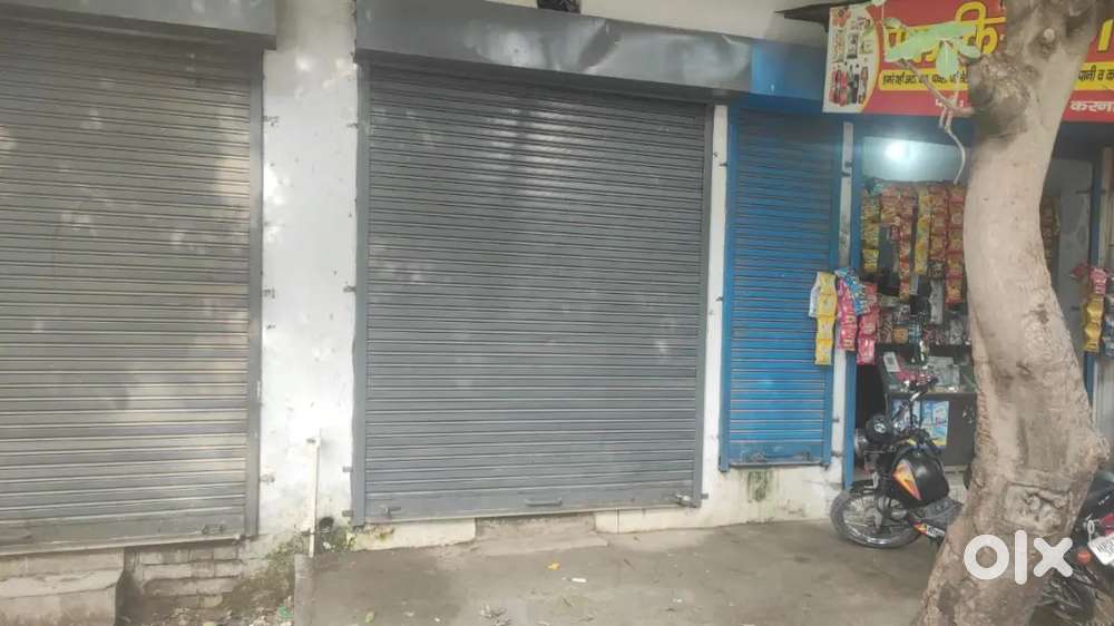 Shop for rent 33Sqft. Next to corner