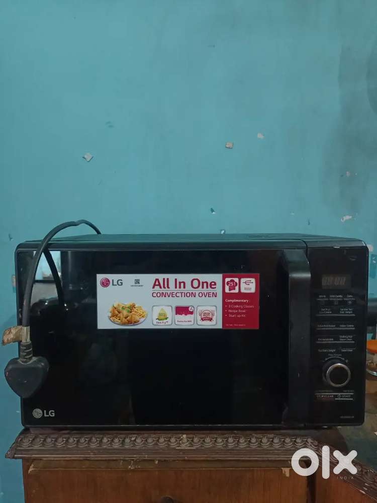 LG microwave oven