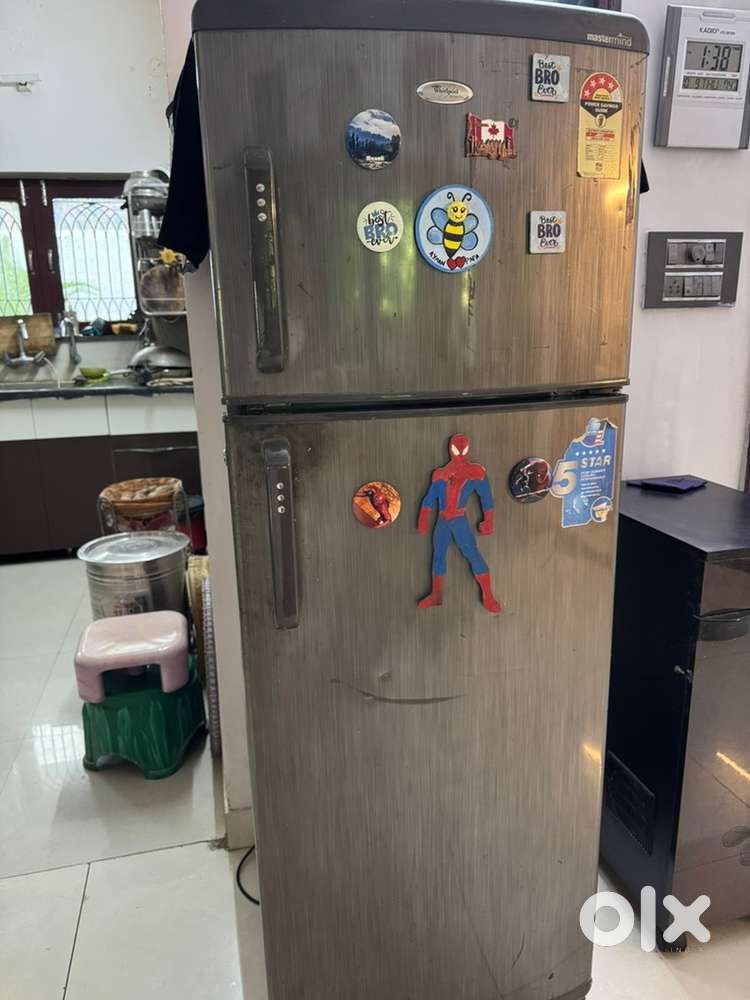 Fridge whirlpool 250 ltrs