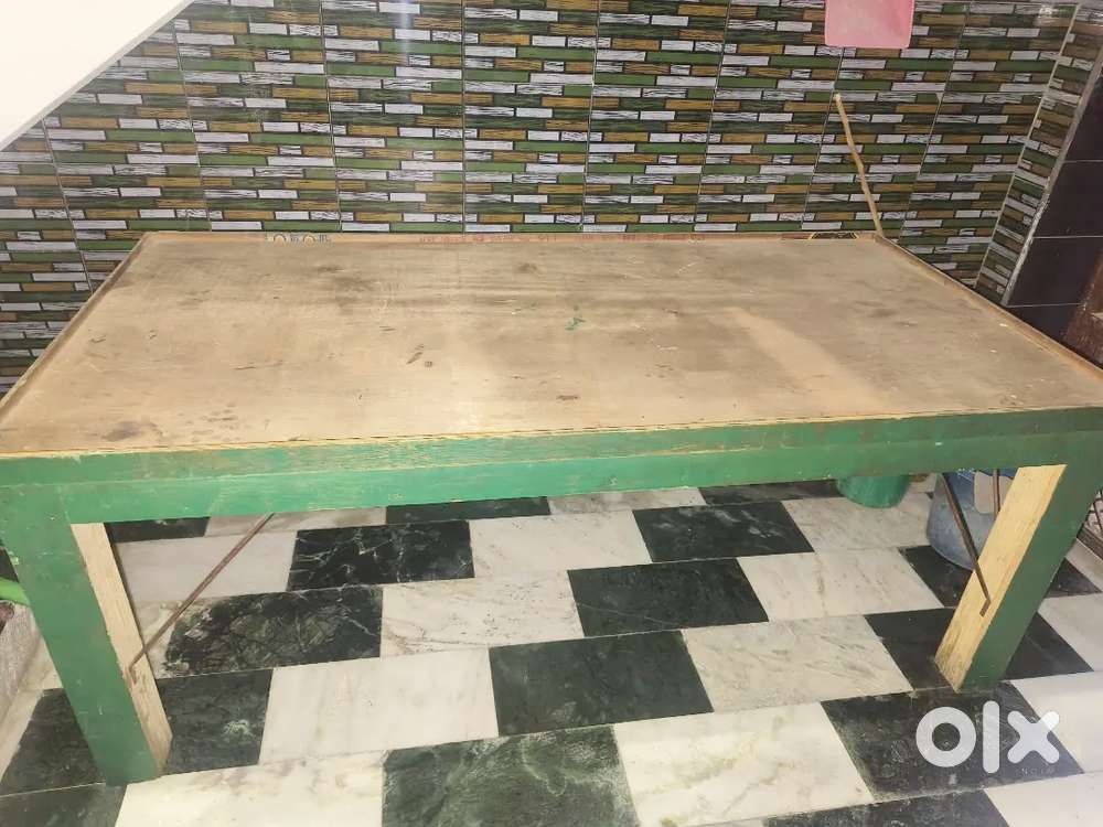 2 Takhatposh bed
