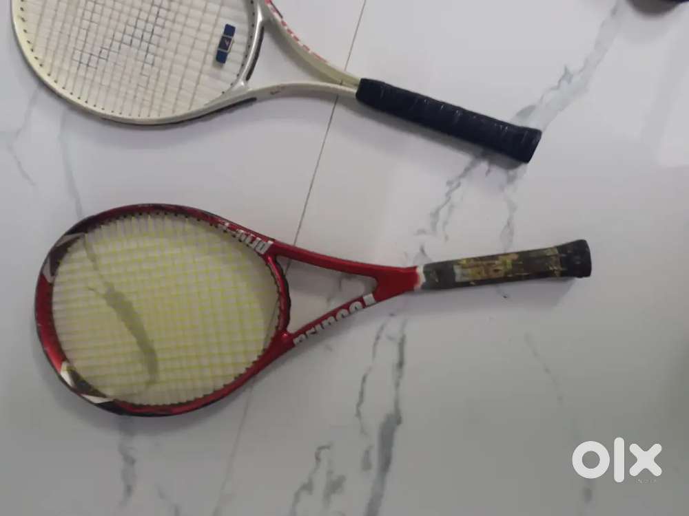 Tennis racket