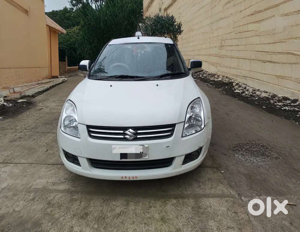 Maruti Suzuki Dzire 2010 Petrol 95000 Km Driven