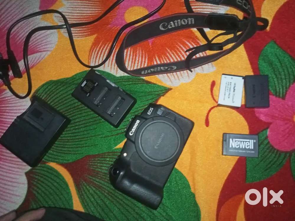 Canon RP  with 3 battery+ 2 charger 55k only