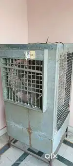 Cooler both motor ok condition