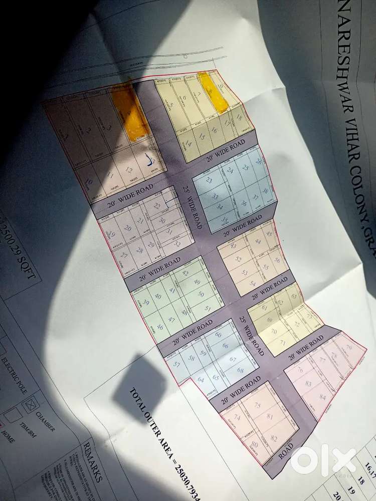 Plot and makan for sale