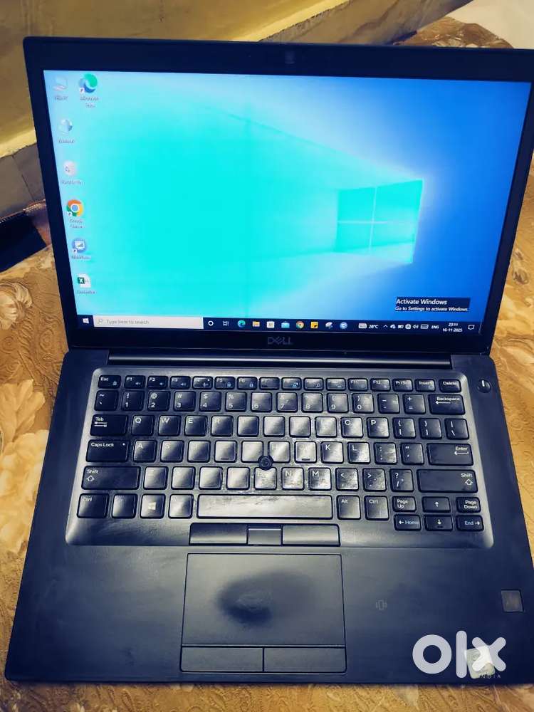 Dell computer laptop with charger