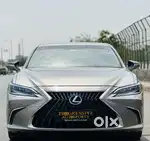 Lexus ES 300h, 2023
