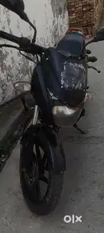 Pulsar 150Classic black