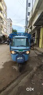 Porter drivers and Bluedart delivery