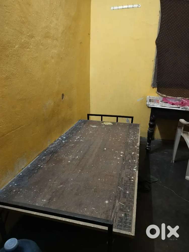 Need for one room partner for study