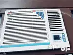 1 ton Onida window AC with stablizer