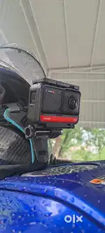 Insta360 one r
