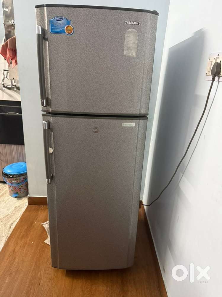Samsung 350 ltr double door fridge