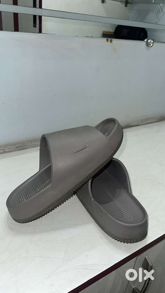 Nike calm slides