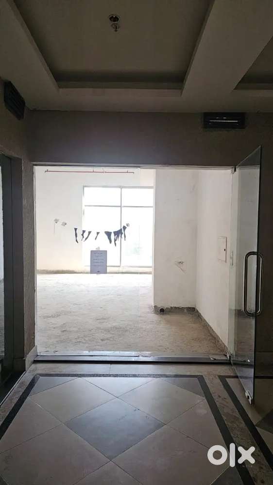 Shop for sale in Adani miracle mile mall