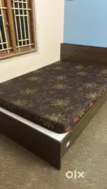 Nillkamal Diwan Cot with mattress