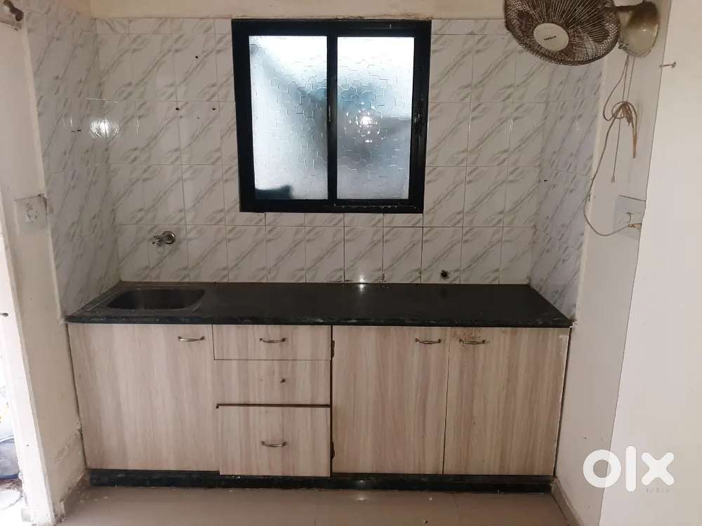 1bhk flat for rent near Rajshivalya cinema
