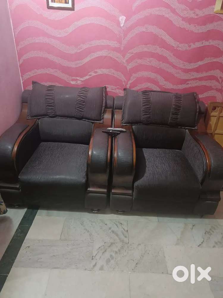 3+1+1 seater sofa set