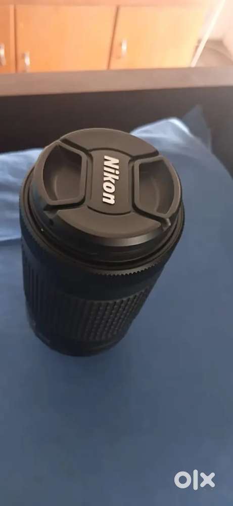 Nikon 70 mm to 300 mm len