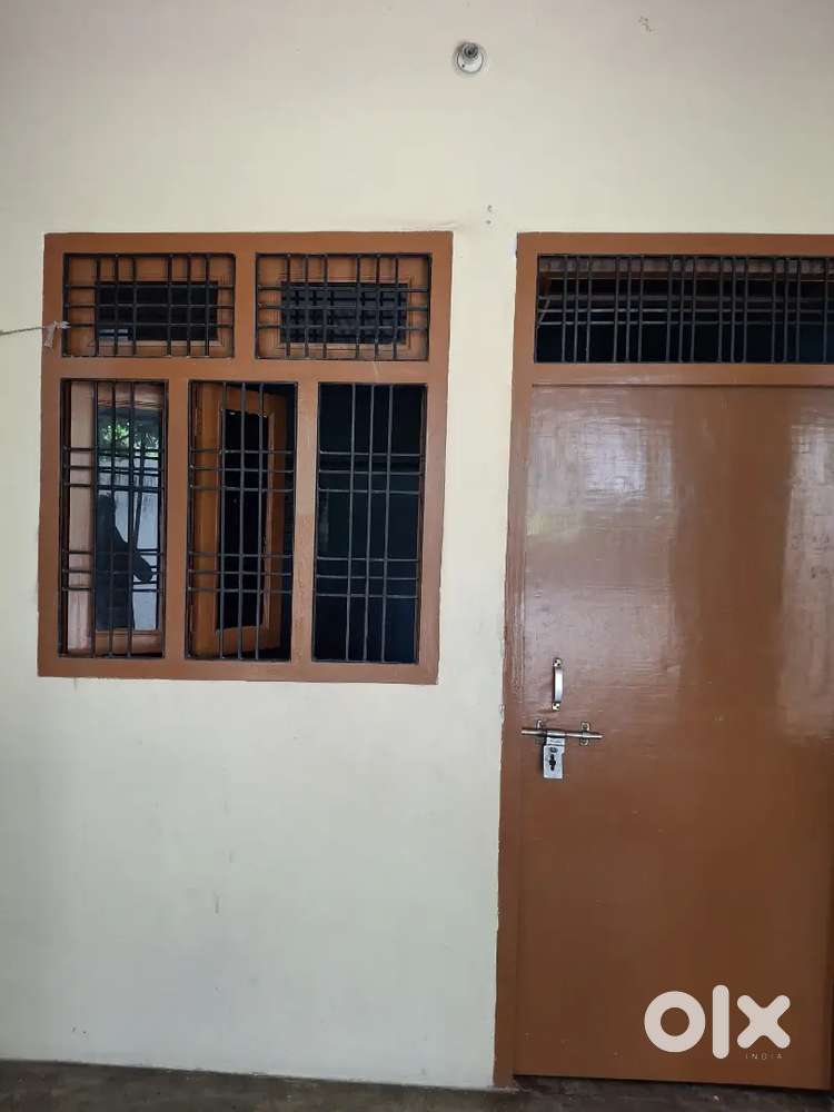 Rooms/PG for Boys, Girls and family