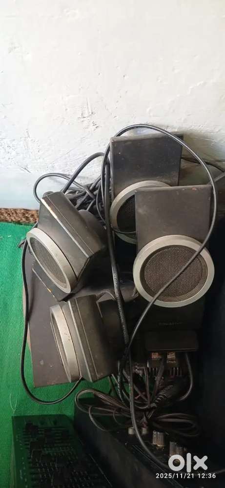Creative 4.1speakers Good condition havey bass