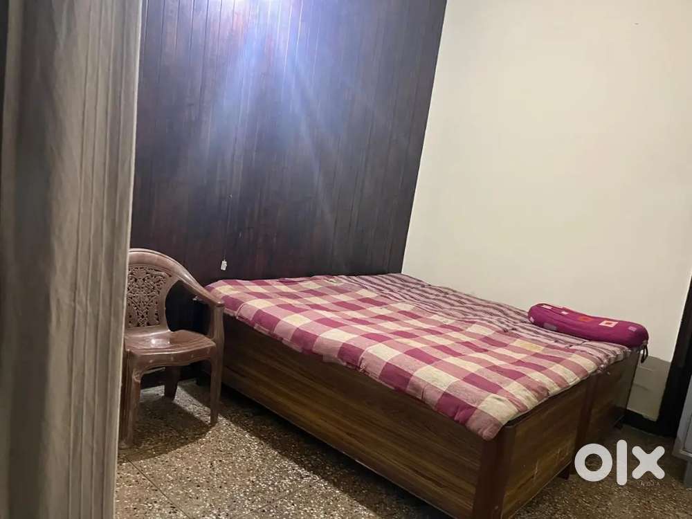 One room set( Near by PNT colony)Chakhuwala Avilable from 1/1/ 2026