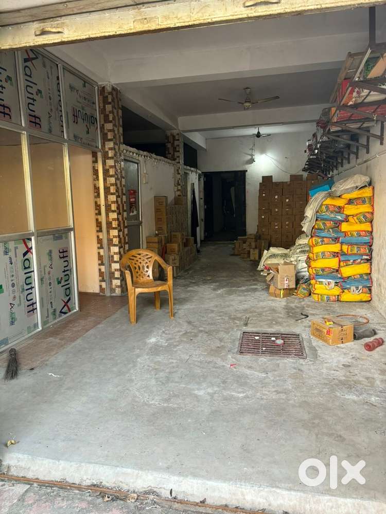 A 2500sq.ft of warehouse godown space available for rent at piska mod