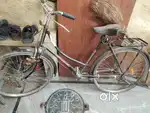 Girl cycle