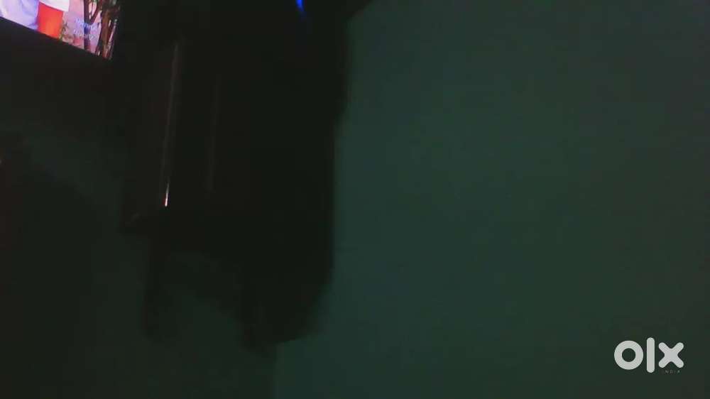 IT IS A PC WITH 4GB GRAPHIC CARD 512GB STORAGE GOOD CONDISON