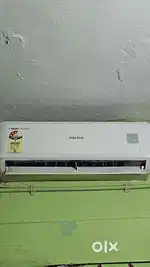 Voltas Ac 1ton Very Good Condition