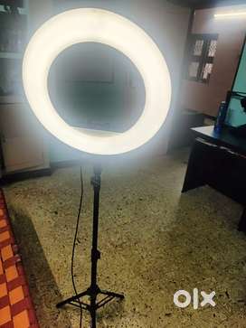 Brand new Digitek Ring light(DRL - 18H C) Professional 46 CM (18 inch)