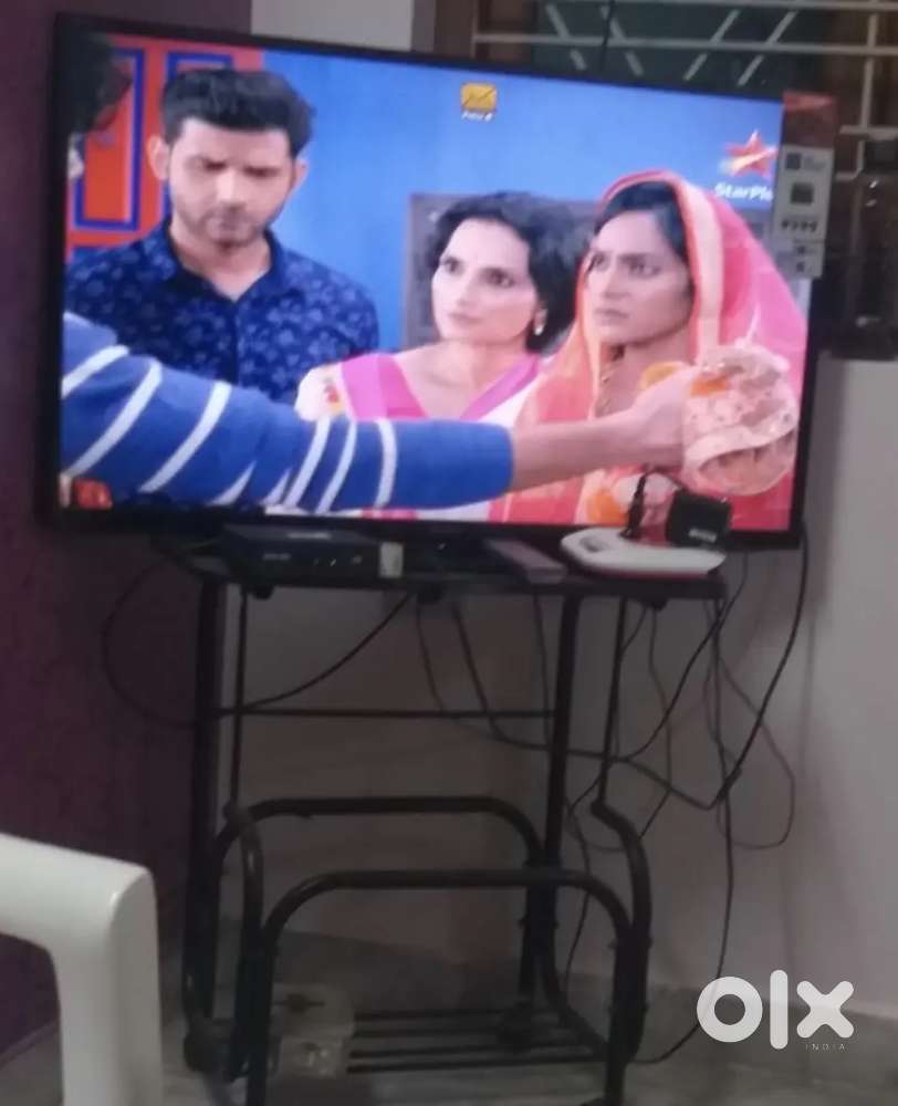 Sony Led tv is very neat condition. This is a normal led tv.