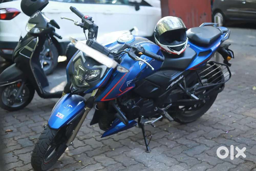 APACHE RTR 200 LESS DRIVEN NO WORK ALL CLEAR NEW TYRES IN THE BIKE