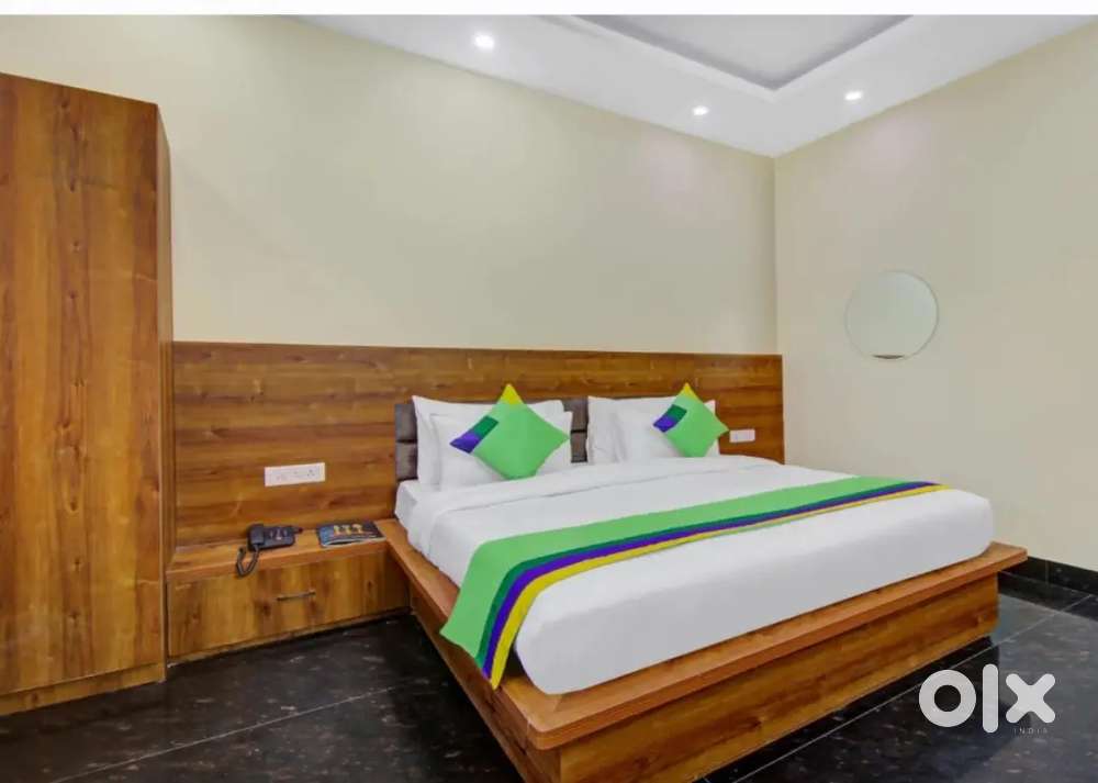 hotel  Noida sector 12  H 101