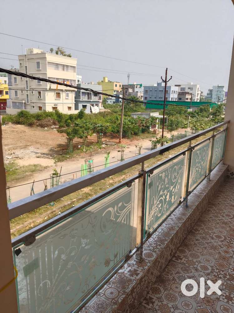 Rent for nuclear family/office