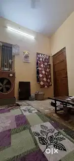 1 room mate is needed (girl)