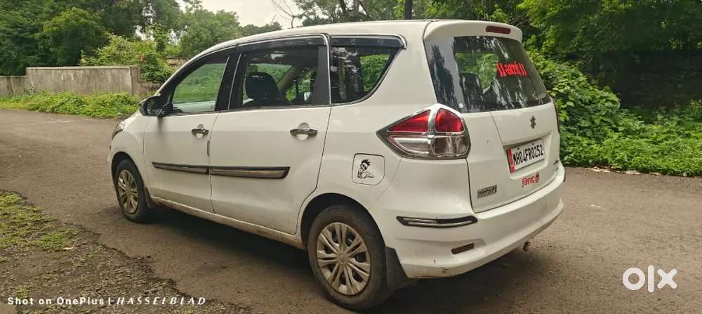 Full candion car no problem good cadition.