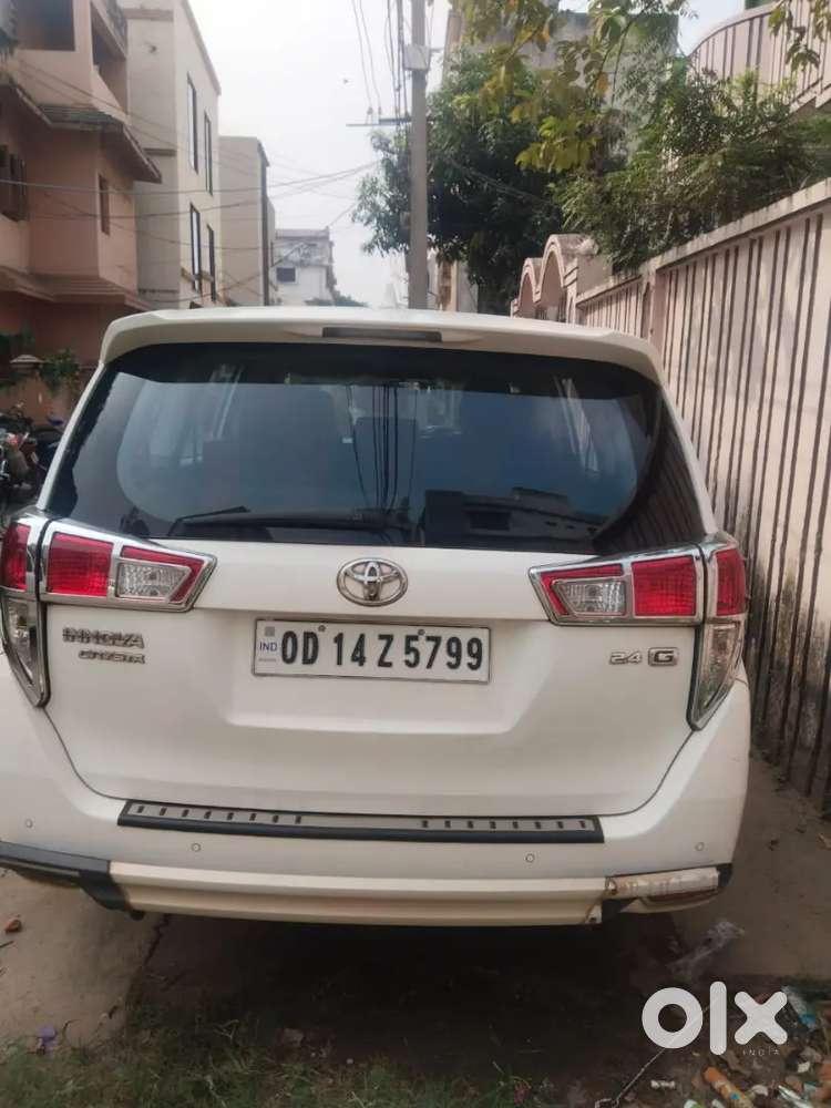 Toyota Innova Crysta 2022 Diesel 139000 Km Driven