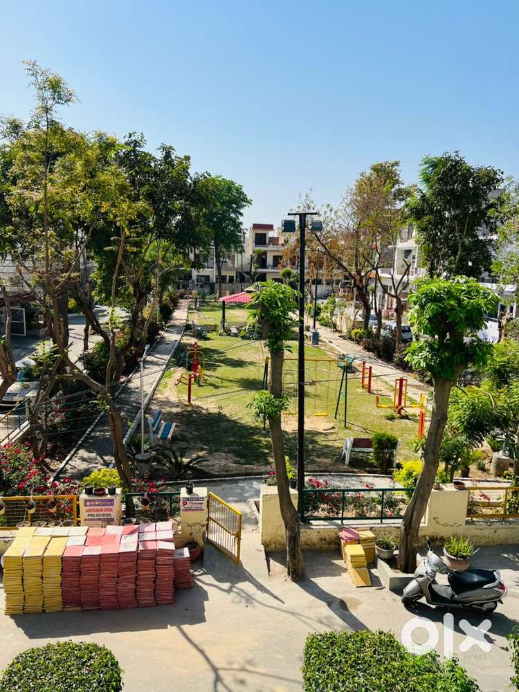 Only girls Patel Nagar