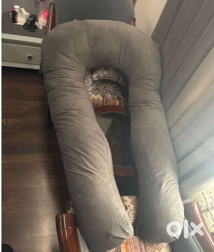 pregnancy pillow