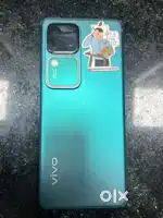 V30 12GB RAM