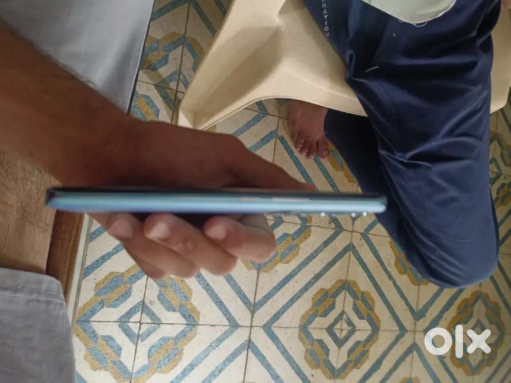 I am selling my device at the price of 14500 interested can contact me