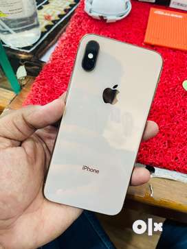 I Phone Xs 64GB Gold 100% Condition