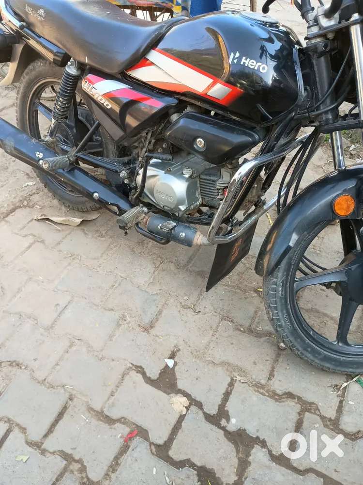 Hf base model with out self good condition bike recently service done