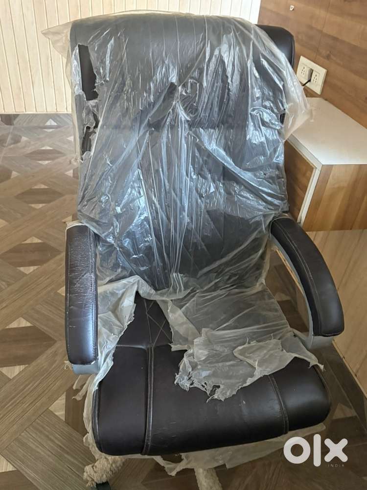 Counter and chair sale