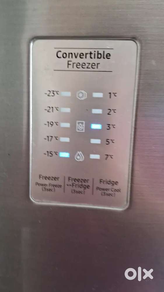 Fridge and washing machine